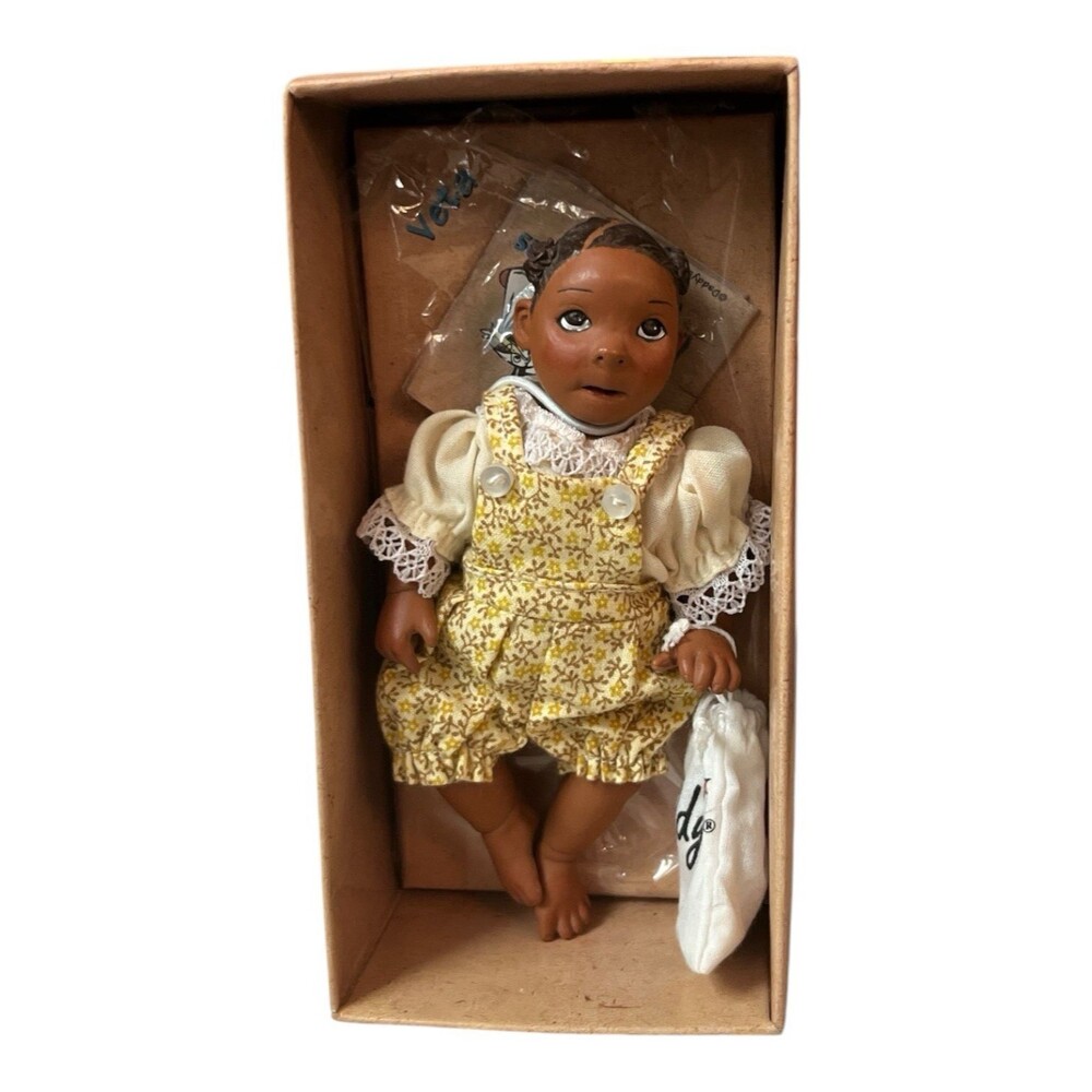 Vintage Daddy's Babies Baby Girl Doll V is for Veta 1999 New Unsealed 5"